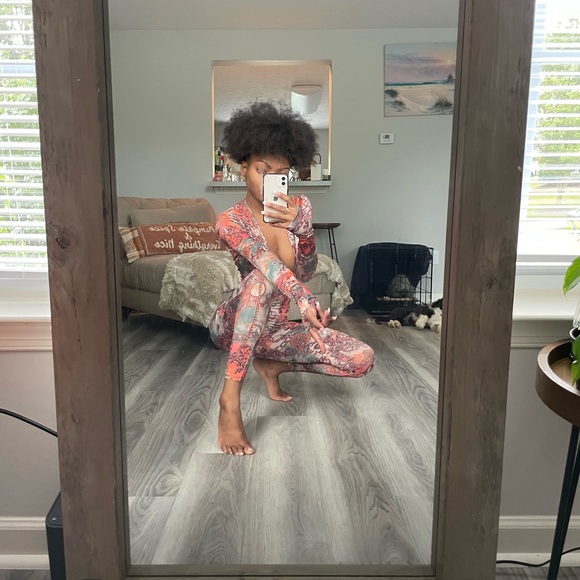 Multicolored Multicultural Long Sleeved Full Bodysuit Jumpsuit - Picture 6 of 10